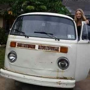 Meet your Posher, Sierra